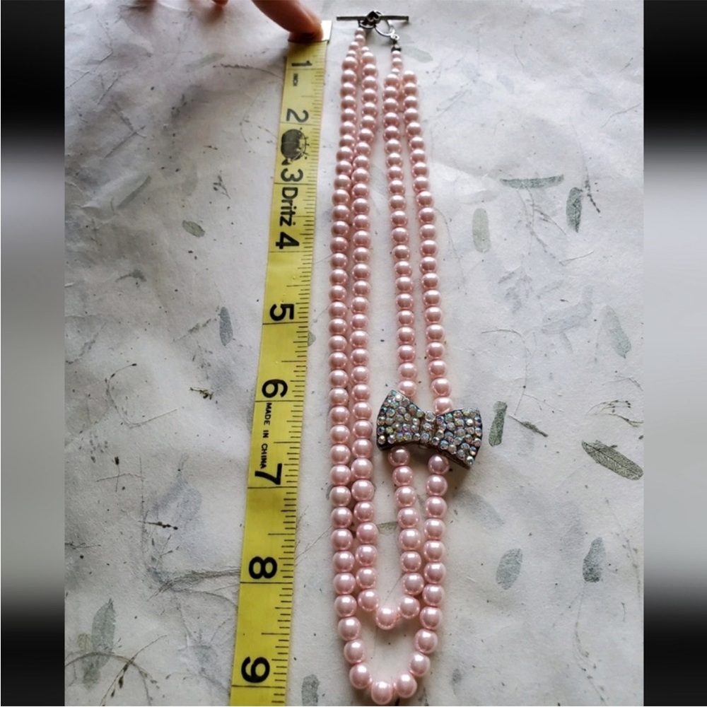 Girly Pink Pearls w/ Rhinestone Bow Focal 🎀 - Picture 7 of 7